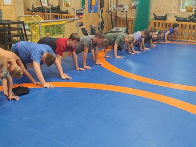 "Спорт и личность". Под таким девизом был организован детский спортивный лагерь в Висагинасе (видео) - В Висагинасе