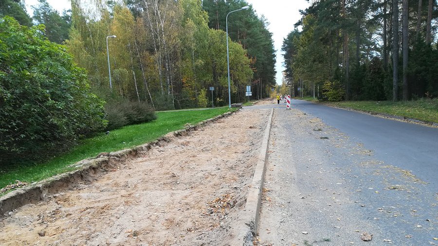 Тротуары на пр. Тайкос и ул. Сантарвес будут готовы только к ноябрю - В Висагинасе