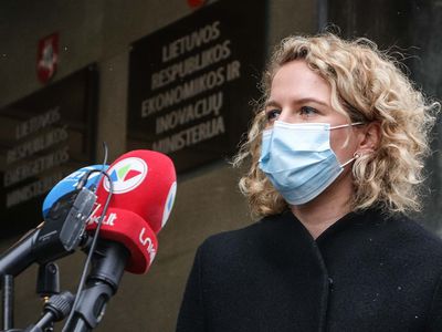 При ослаблении карантина приоритет будет отдан возобновлению услуг, предоставляемых на улице - Литва и страны Балтии