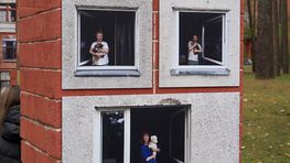 „Слои города“. Сравниваем Висагинас в фотографиях прошлого и настоящего (видео)