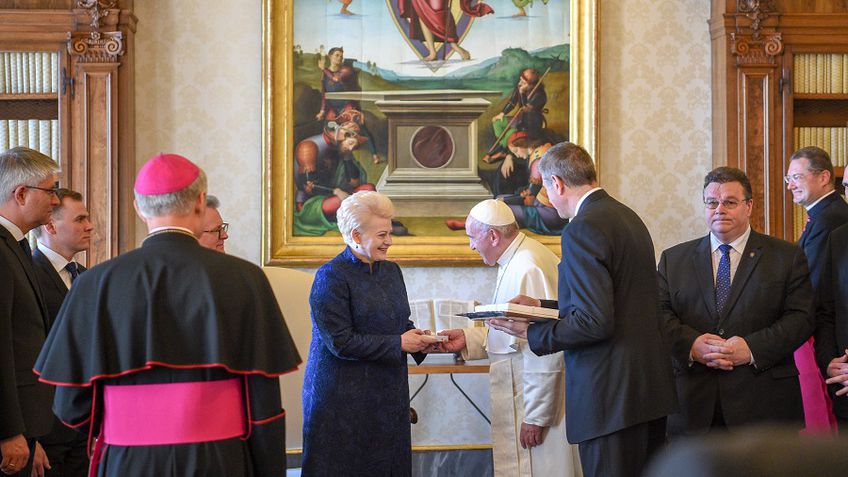 Prezidentė perdavė Popiežiui Lietuvos žmonių padėką