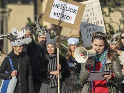 В Вильнюсе прошло шествие против вырубки лесов: политиков призывали защищать природу - Литва и страны Балтии