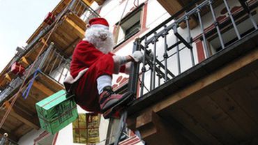 Во Франции ограблен дом местного Деда Мороза