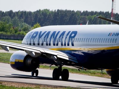 Деньги в Литву «текут» из Норвегии и Ирландии - Литва и страны Балтии