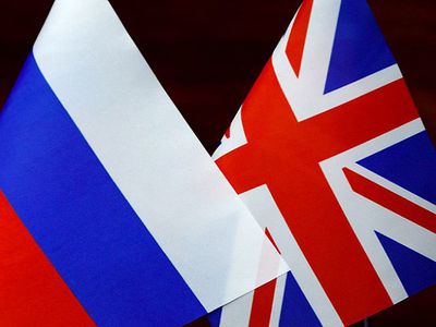 Москва и Лондон начнут в январе восстанавливать численность диппредставительств - В Мире