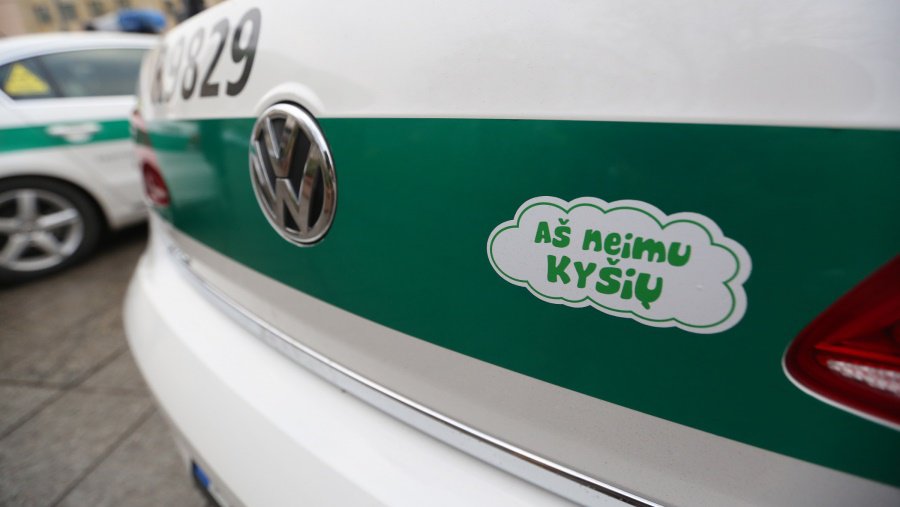 Задержанный наркокурьер и попытка подкупа стража порядка – сообщения сводки происшествий - Происшествия и криминал