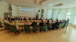 Из двух кандидатов на должность контролера самоуправления Совет не поддержал ни одного