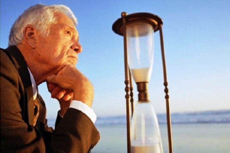 Сейм Литвы решил поэтапно увеличивать пенсионный возраст - Литва и страны Балтии