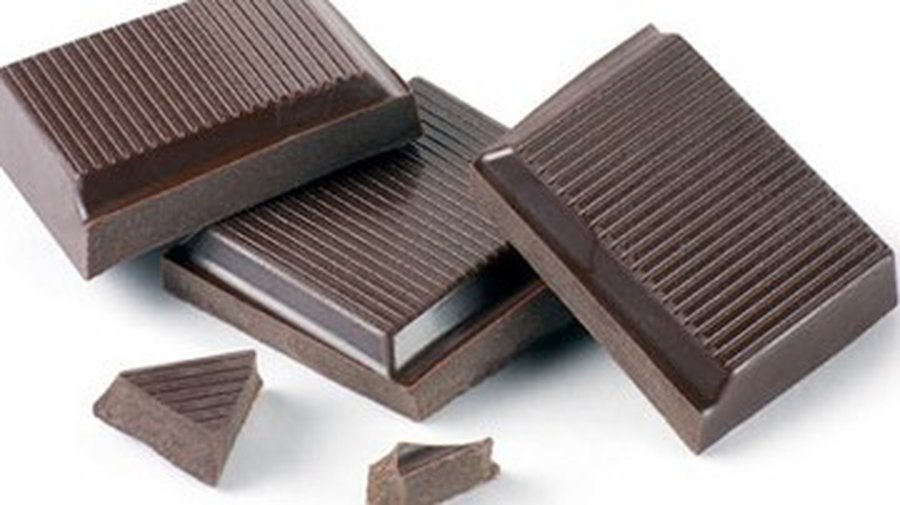 Темный шоколад предотвращает появление морщин - Наука и здоровье