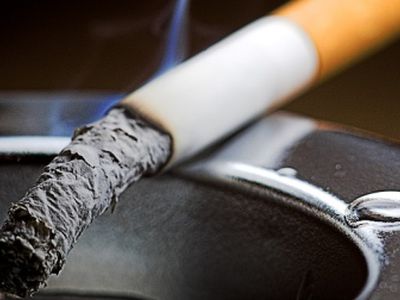 Курение ежегодно провоцирует рак у 270 тысяч людей - Наука и здоровье