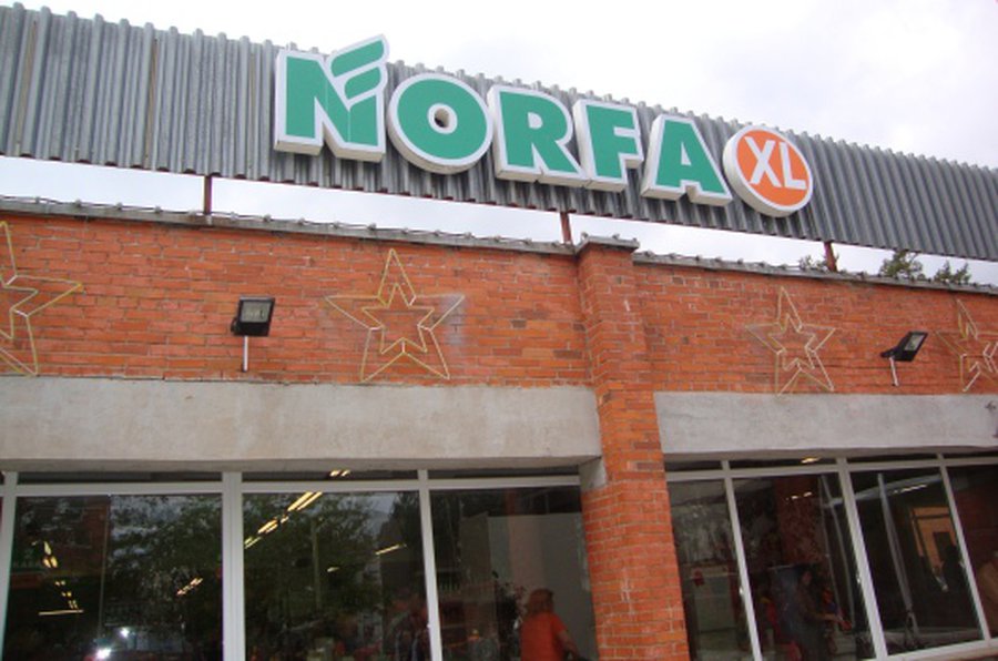 Висагинцы отовариваются тележками  - В Висагинасе