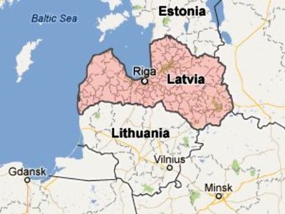 Фермер перекрыл дорогу из Литвы в Латвию - Литва и страны Балтии