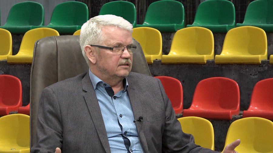 Йонас Некрошас: Решая вопросы спортцентра, политики ведут себя не по-спортивному (видео) - В Висагинасе