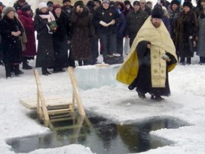 Святая вода вызвала вспышку кишечной инфекции в Иркутске - Наука и здоровье