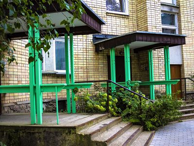 Согласовывает ли «Visagino būstas» при ремонте цвет краски с жителями? - В Висагинасе