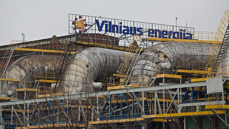 Комиссия по ценам: "Вильняус энергия" должна будет вернуть потребителям еще 3 млн. евро - Литва и страны Балтии