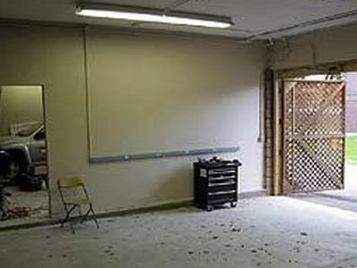 Немец обнаружил в своем гараже «угнанную» машину соседки - Хобби, отдых и развлечения