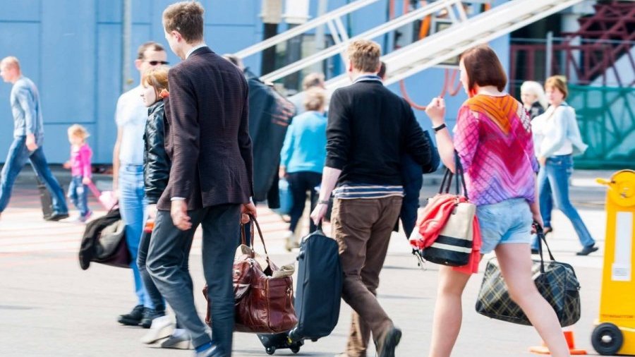 Молодежь ищет работу на лето за границей - Мир молодежи