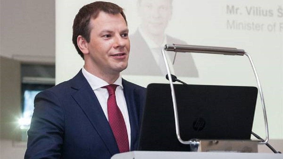 Минфин Литвы: бюджет можно менять как угодно, кроме расходов на армию - Литва и страны Балтии