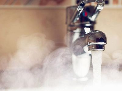 Гидроопрессовка завершена, но в некоторых домах горячей воды пока не будет - В Висагинасе