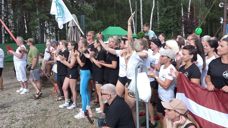 Фестиваль "Гонки на лодках-драконах" отпраздновал свое десятилетие (видео) - В Висагинасе