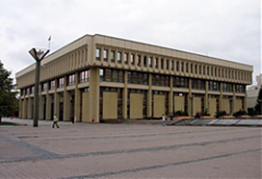 Институт свободного рынка Литвы призывает срочно приватизировать коммерческое имущество государства
                                                  - Литва и страны Балтии