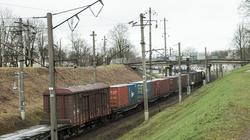 „Lietuvos geležinkeliai“: pirmadienį buvo priimtas pirmasis traukinys vežimui per Lietuvos teritoriją į Kaliningradą