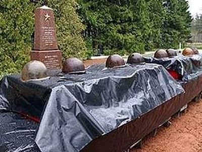 Под Ригой перезахоронят останки 99 советских солдат - Литва и страны Балтии