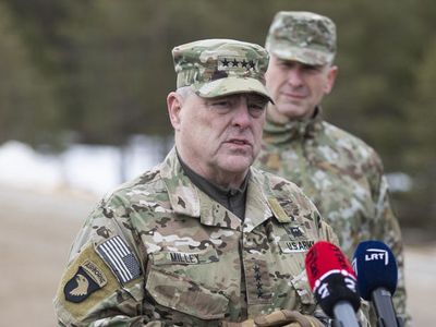 Литву посетил командующий армией США - В Мире