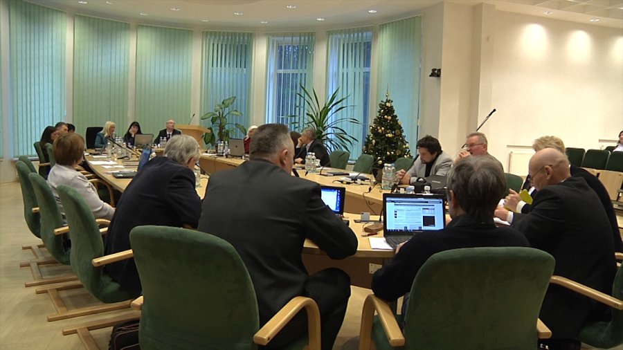 С 1 января 2014 года висагинцы начнут использовать подземные контейнеры - В Висагинасе