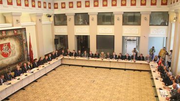 Мэр Висагинаса приняла участие во встрече с президентом и съезде Ассоциации самоуправлений Литвы (обновлено)                                          