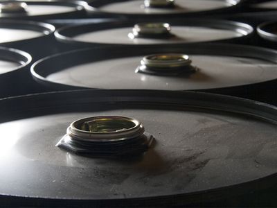 На рынке нефти без изменений - цены продолжают падать - В Мире