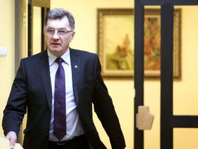 A.Butkevičius: pinigų pervedimai tarp "Lietuvos energijos" įmonių kelia abejonių - Lietuva ir Baltijos šalys