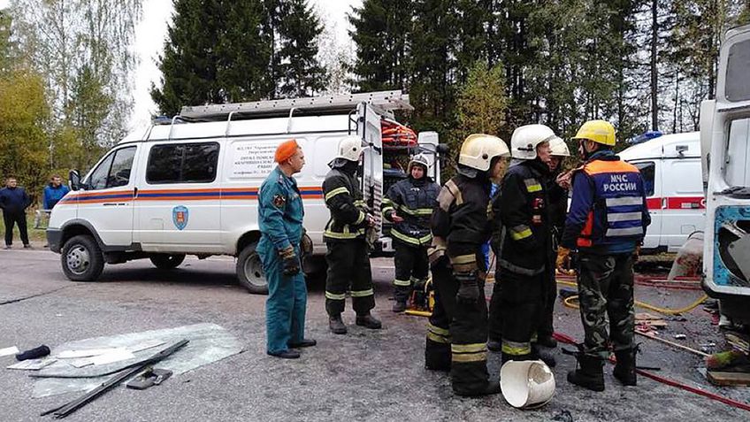 В ДТП с автобусом и маршруткой в Тверской области погибли 13 человек