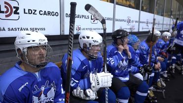Наши хоккеисты творили чудеса на льду Даугавпилса. Реально ли иметь свою ледовую арену?