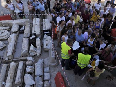 В Греции обнаружена гробница с фресками IV века до н.э. - Культурные и спортивные мероприятия