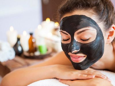 V CARBON dviejų žingsnių odos šveitimo procedūra su aktyviąja juodąja anglimi! - Reklama