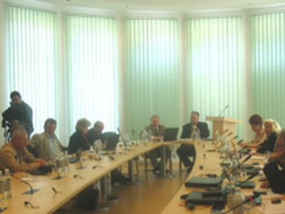 Висагинский Совет отложил решение по  согласованию технического  проекта комплекса по переработке и хранению ТРО - В Висагинасе