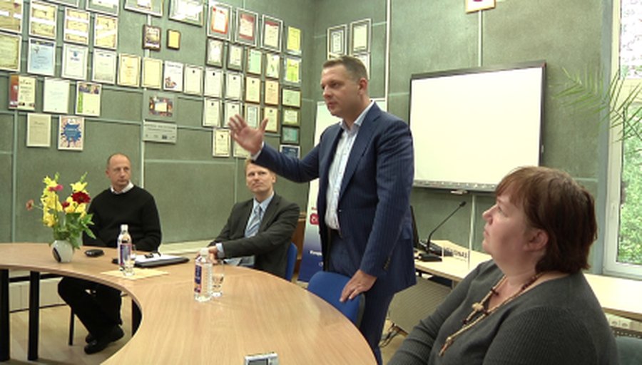 И снова в Висагинасе — министр
  - В Висагинасе