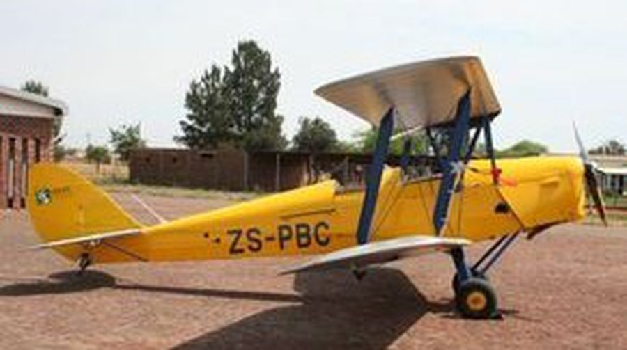 В Британии самолет случайно поднялся в воздух без пилота - Хобби, отдых и развлечения