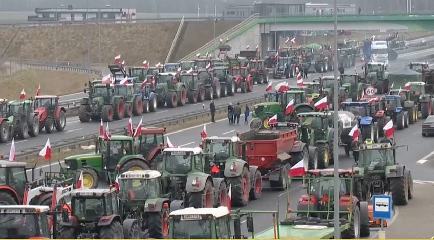 Блокада польско-украинской границы ужесточается, протест фермеров продлен до апреля