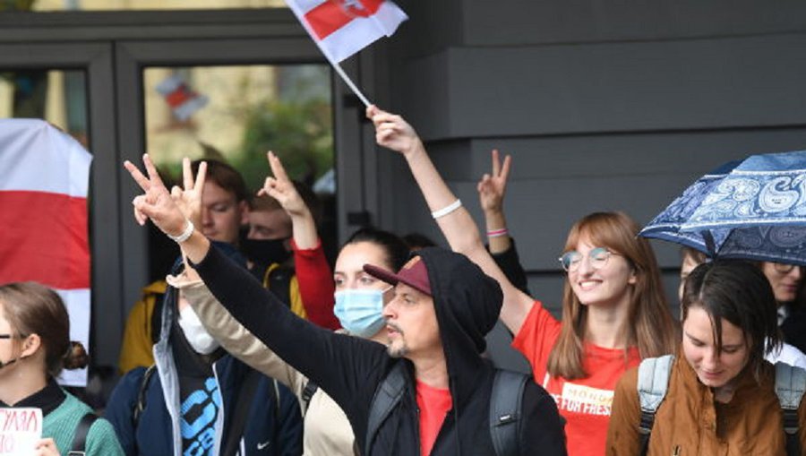 Литва разрешила въезд более 650 гражданам Белоруссии по гуманитарным мотивам - МВД - Литва и страны Балтии