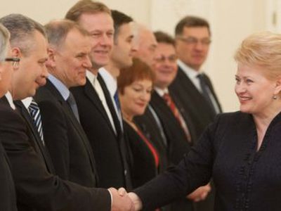 Vyriausybės šimtadienis: ką pasakys kritikai - Lietuva ir Baltijos šalys