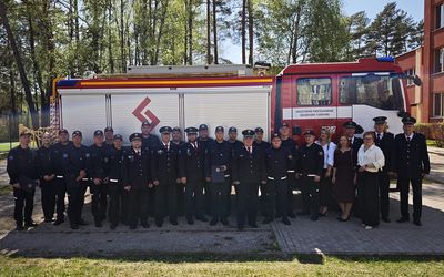 Висагинские пожарные-спасатели отметили свой профессиональный праздник (видео) - В Висагинасе