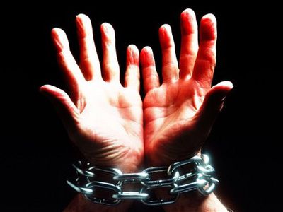 В мире насчитали 27 млн жертв торговли людьми - Происшествия и криминал