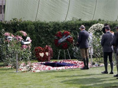 В Австрии из могилы исчезли останки немецкого миллиардера - Хобби, отдых и развлечения