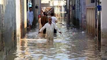 Pakistane toliau didėja potvynių aukų skaičius