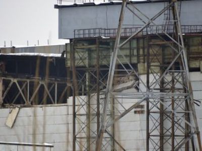 Likviduoti Černobylio katastrofos pasekmes gali prireikti iki 100 metų
 - Pasaulyje