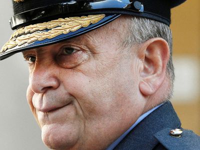 Начальник британского Генштаба предупредил об угрозе для трансатлантических кабелей - В Мире