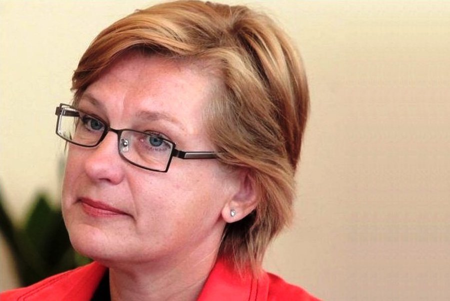 Литовские власти убеждают пенсионеров, что им правильно снизили пенсию больше, чем обещали - Литва и страны Балтии